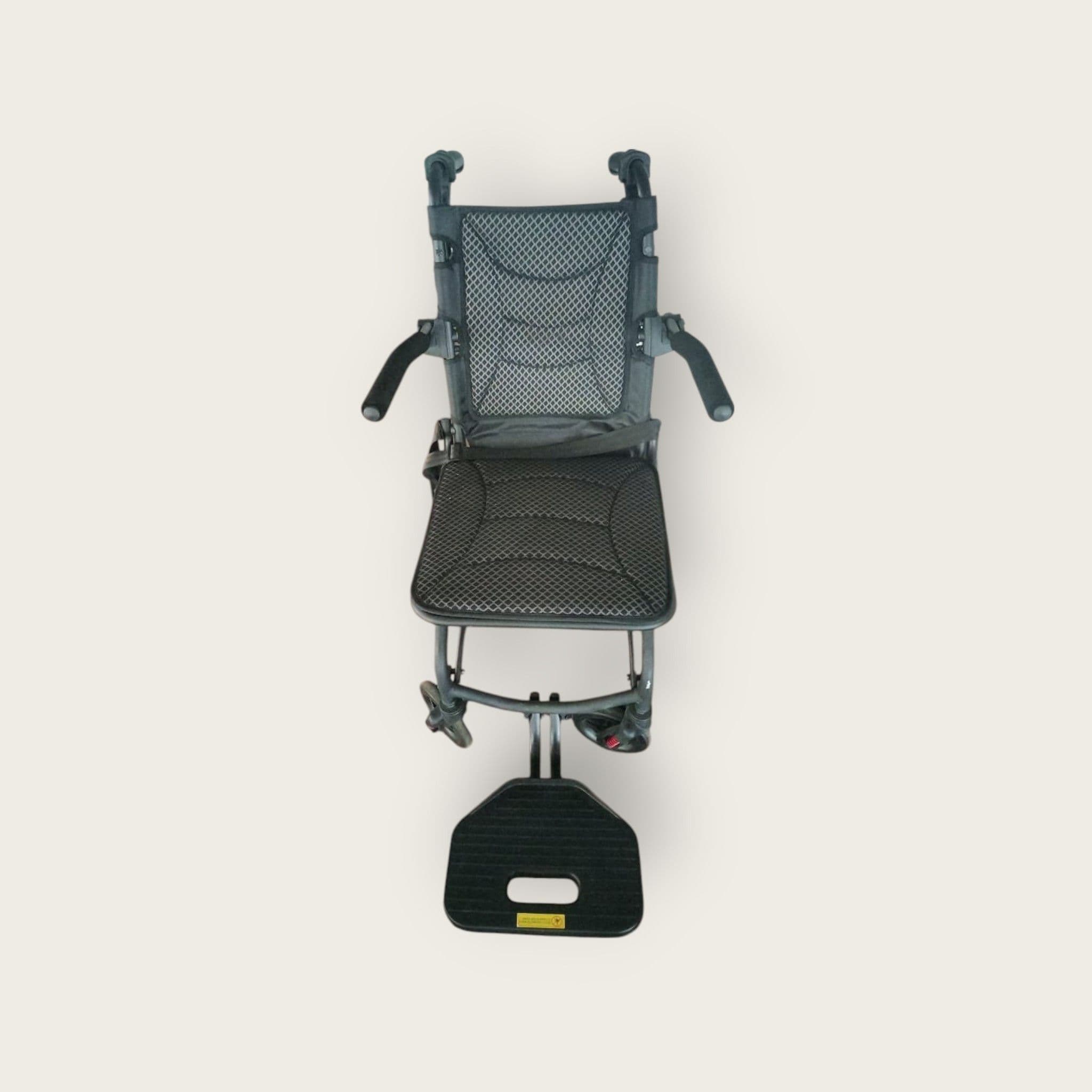 Traveling Wheelchair - thumbnail 2